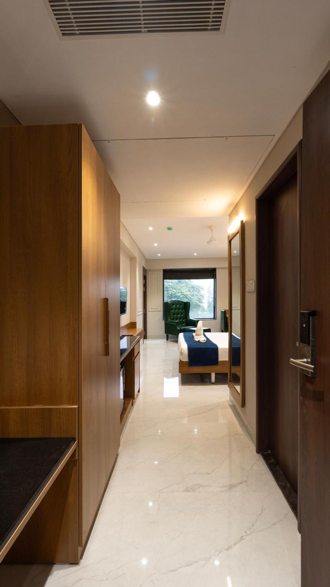 Magnus Nexstar Suites Kalyani Nagar Pune Exterior foto